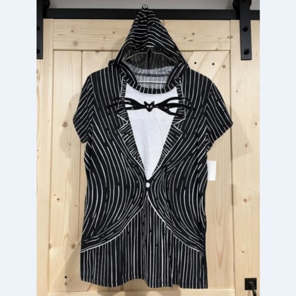 New: L Jack Skellington Hooded Tee-Nightmare Before Christmas - Picture 1 of 4